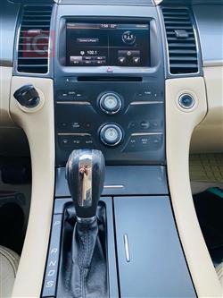 Ford Taurus